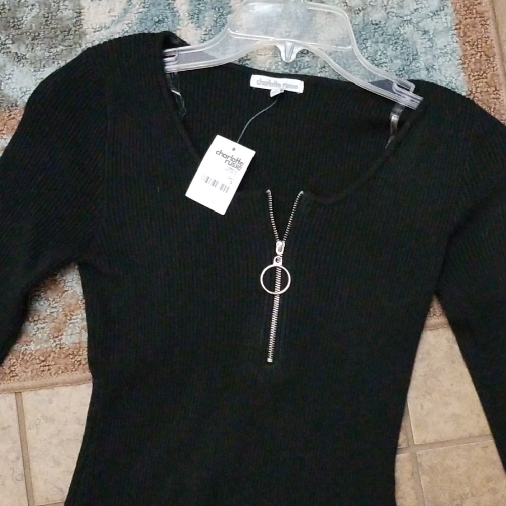 Dress - Picture 2 of 3